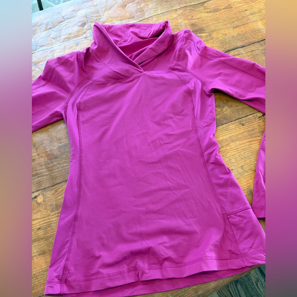 Lululemon Pink Crossover Funnel Neck Long Sleeve Running Top Thumbholes Size 6